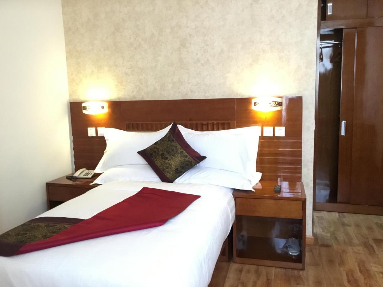 Marcen Addis Hotel Dış mekan fotoğraf