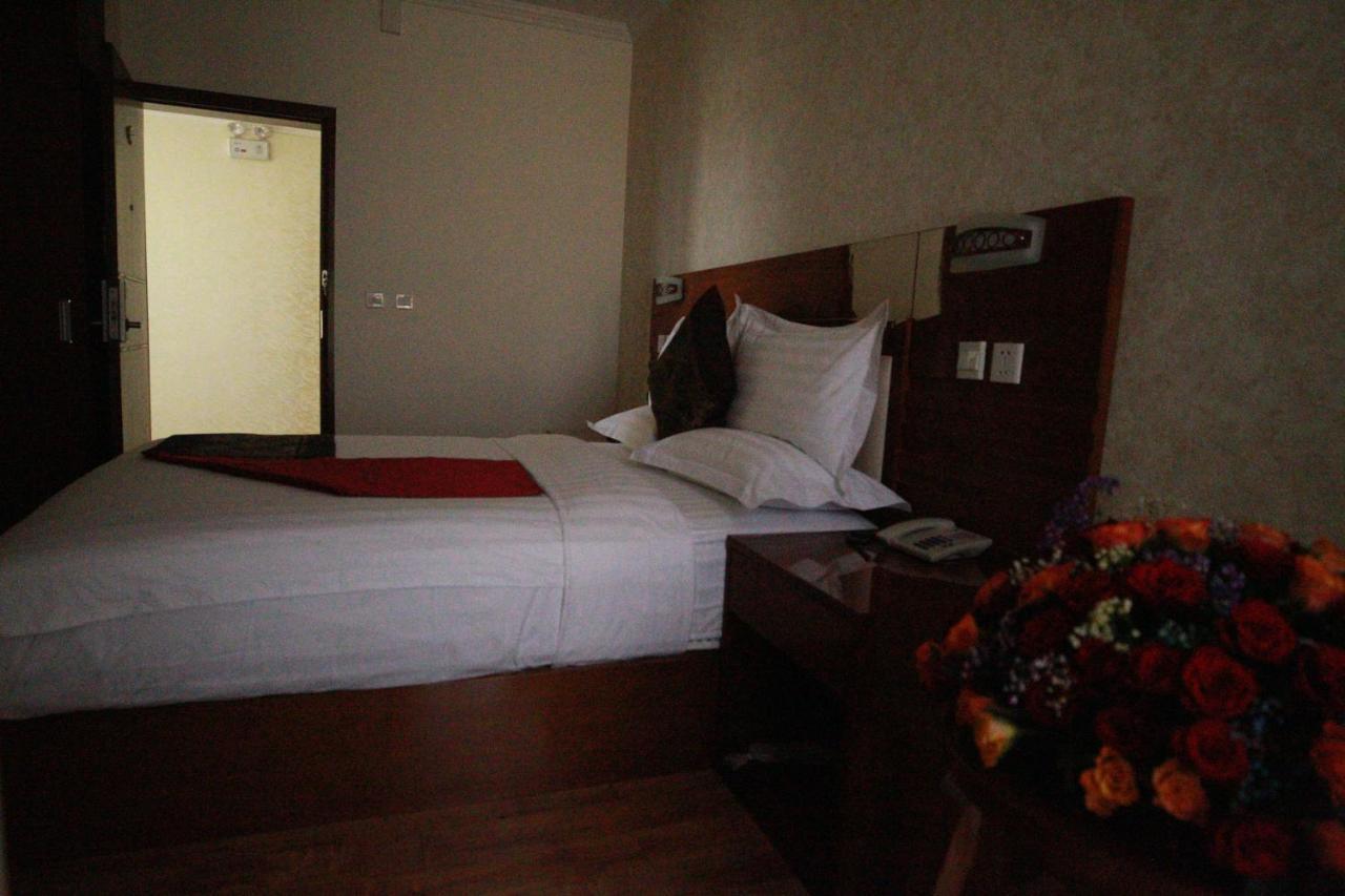 Marcen Addis Hotel Dış mekan fotoğraf